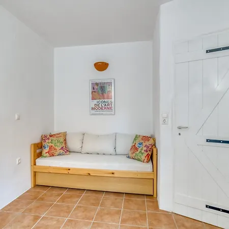 Lefkes Village Living *