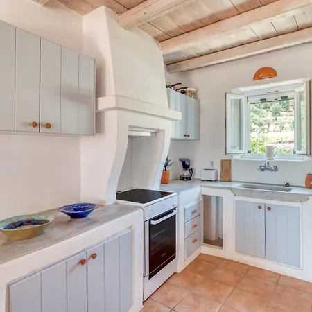 Apartment Lefkes Village Living